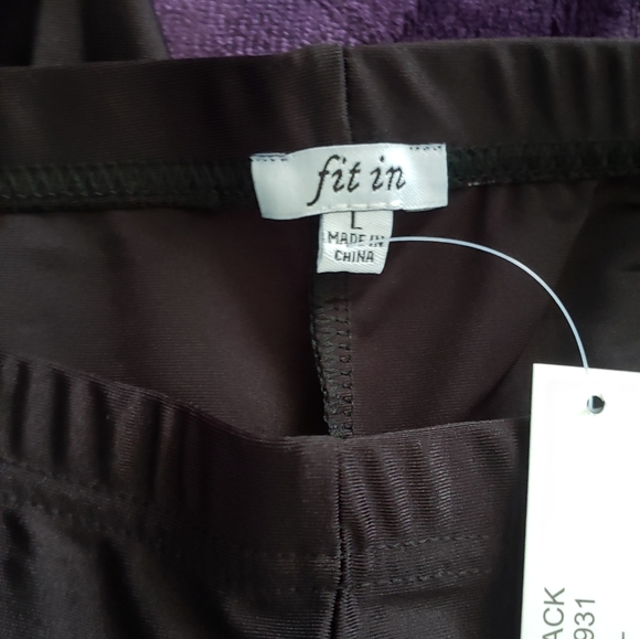 💜5/$25💜Flattering and Comfy - Picture 2 of 6